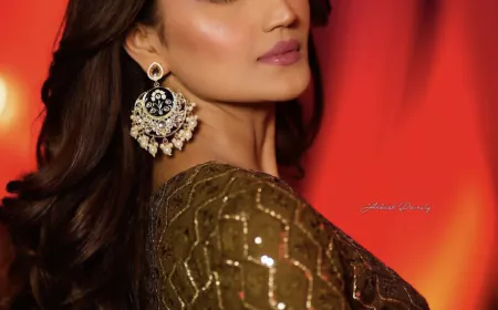 It presents both opportunities and challenges: Arushi Nishank on entourage culture