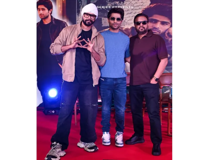 Singer Shivaay Makes Singing Debut with Soulful Single ‘Hanju’, Lyrics by Kumaarji, Video by Ramji Gulati, Marks Birthday with Annual Singing Mela